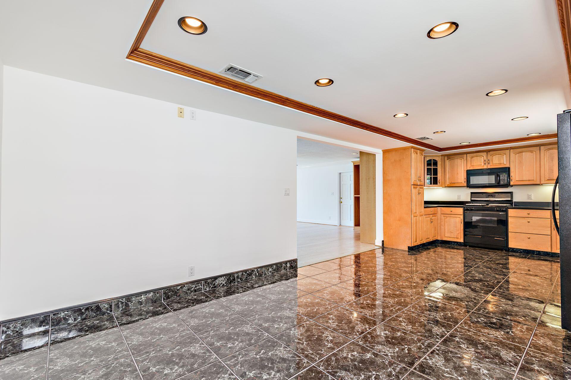 3 Ridgewood Circle Tequesta, FL 33469 - Photo 7 of 34 3 Ridge Dining