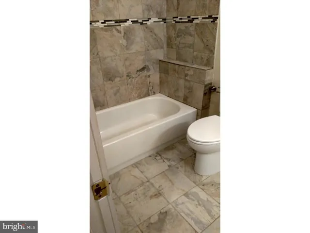 $1,950 | 1005 South 8th Street, Philadelphia, PA 19147