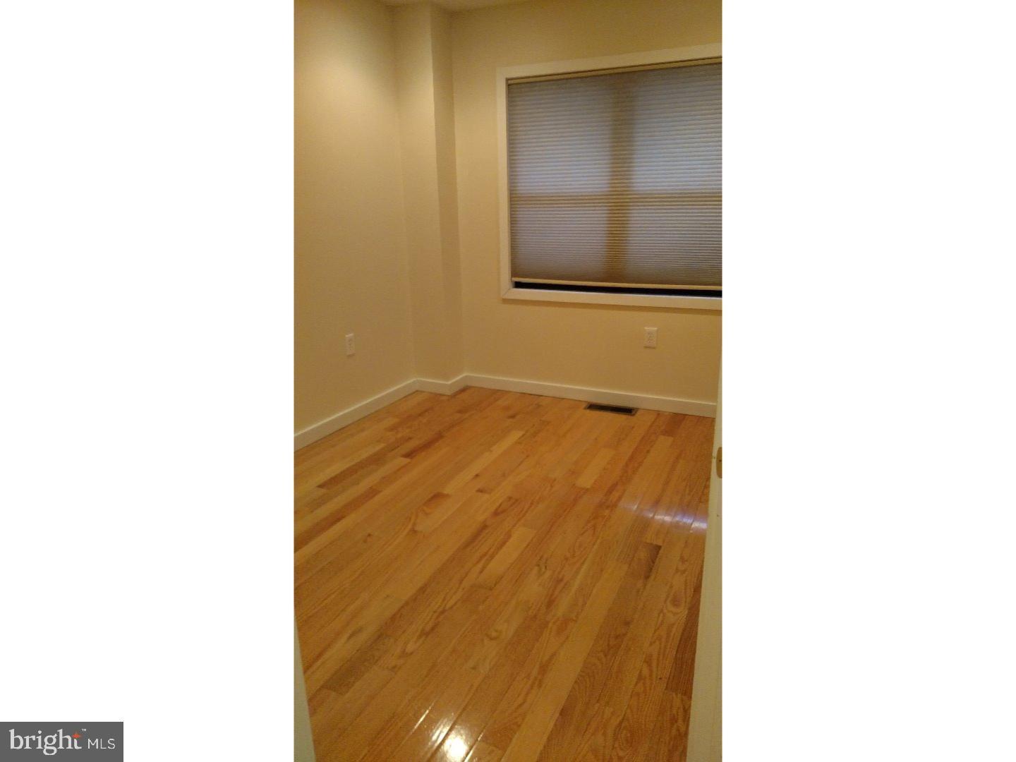 1005 South 8th Street Philadelphia, PA 19147 - Photo 3 of 13 a view of an empty room