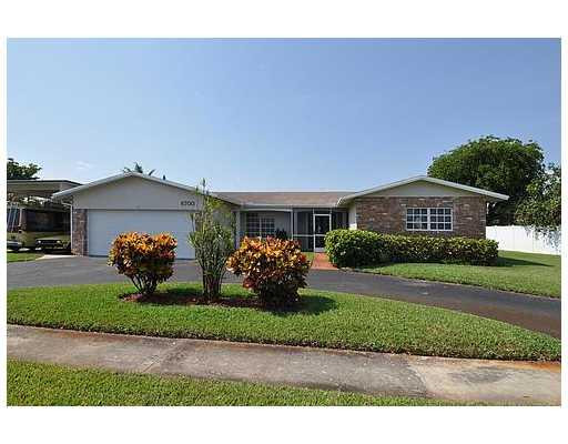6700 Martin Road Margate, FL 33068 - Photo 1 of 21 Exterior Front