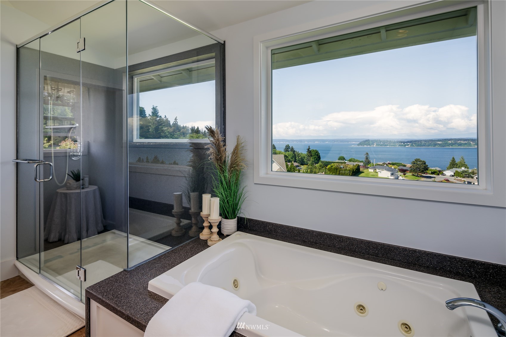 6249 Spinnaker Ridge Lane Clinton, WA 98236 - Photo 17 of 40 Gallery Image 17