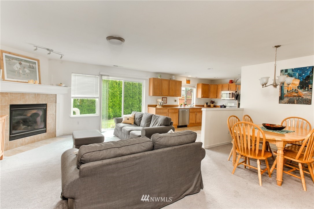 218 Index Avenue Southeast Renton, WA 98056 - Photo 6 of 16