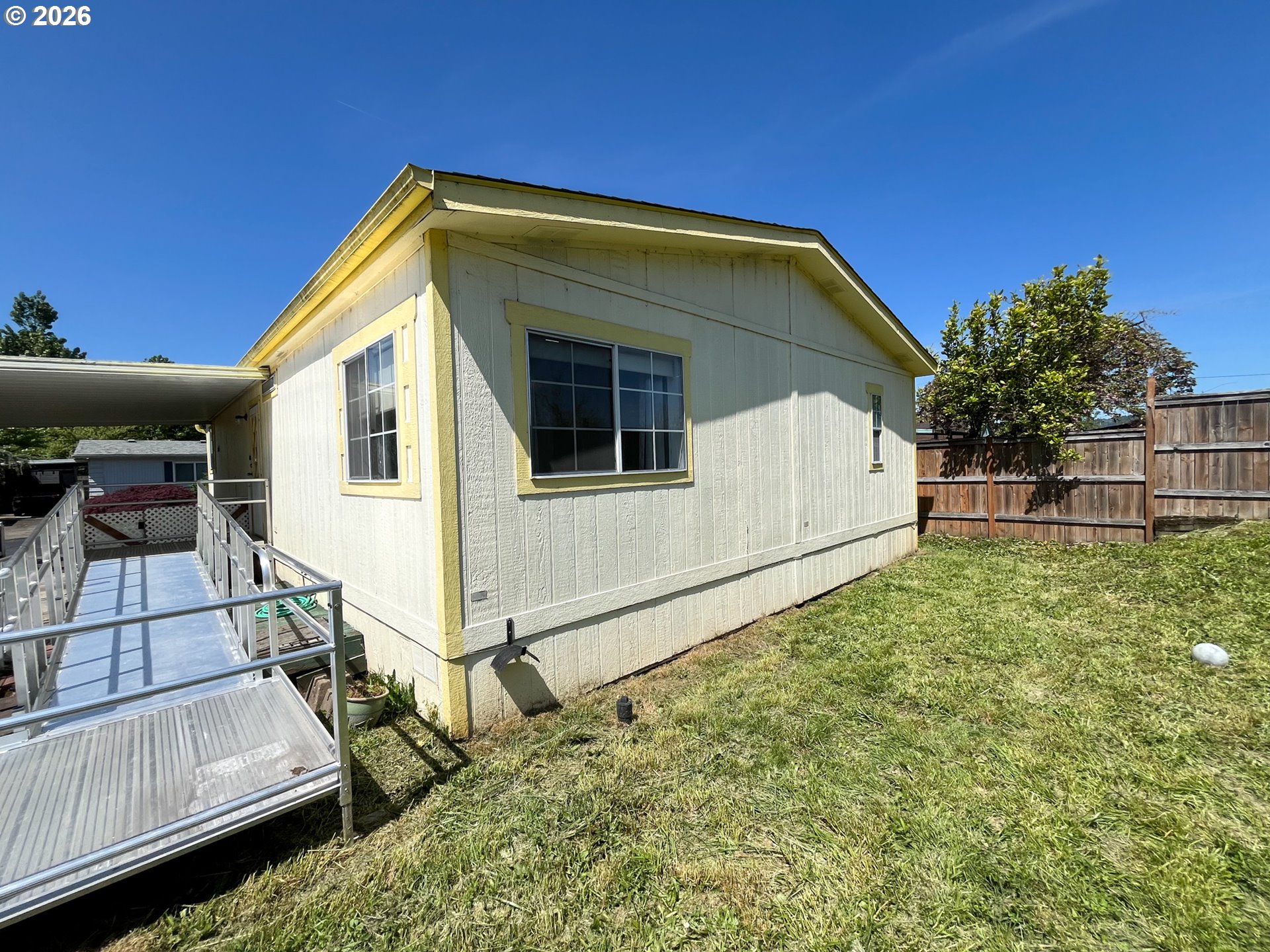 5660 Daisy Street, Unit 48 Springfield, OR 97478 - Photo 4 of 12