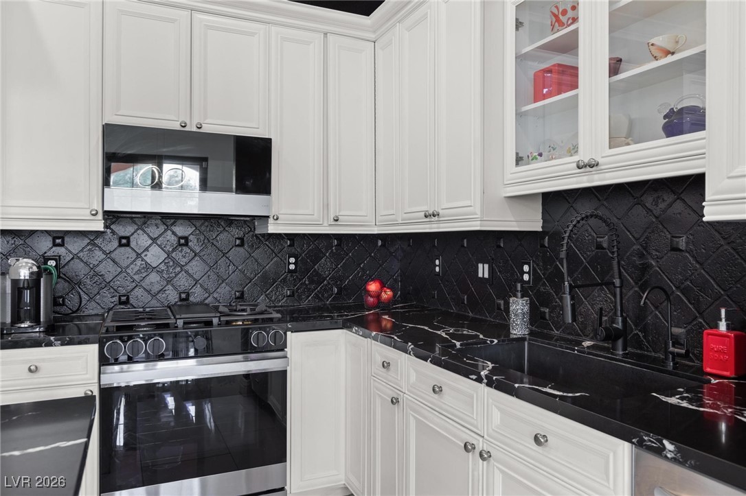 30 Via Vasari, Unit 102 Henderson, NV 89011 - Photo 18 of 68