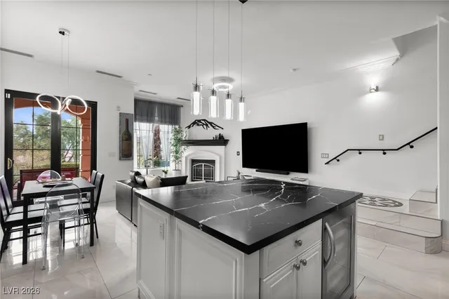 $460,000 | 30 Via Vasari, Unit 102, Henderson, NV 89011