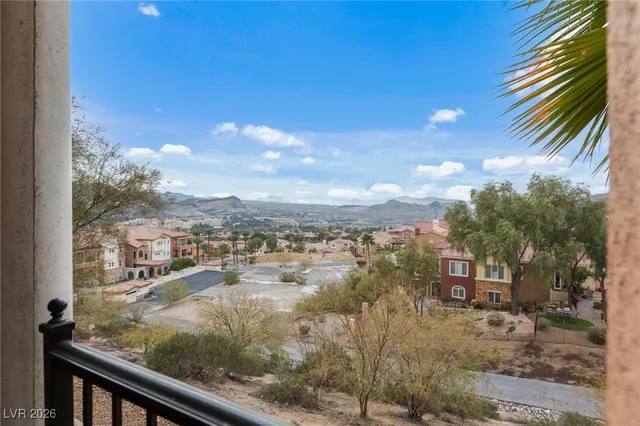 $460,000 | 30 Via Vasari, Unit 102, Henderson, NV 89011