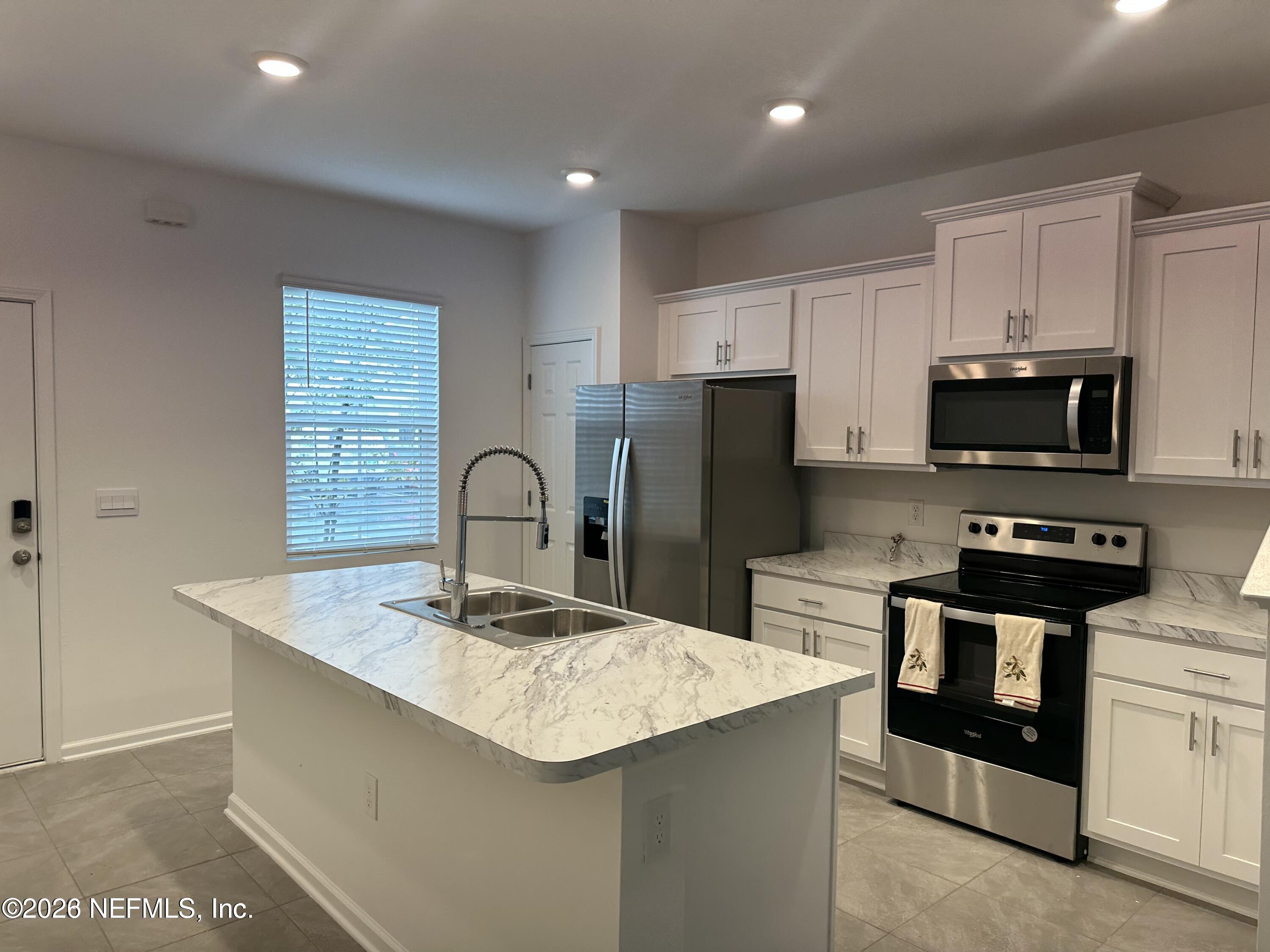 8401 Retrograde Road Jacksonville, FL 32256 - Photo 3 of 21 20230915184103340685000000-o