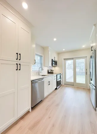 $2,895 | 40 Walter Street, Unit A, Lynn, MA 01902