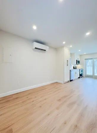 $2,895 | 40 Walter Street, Unit A, Lynn, MA 01902