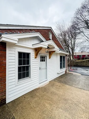 $2,895 | 40 Walter Street, Unit A, Lynn, MA 01902