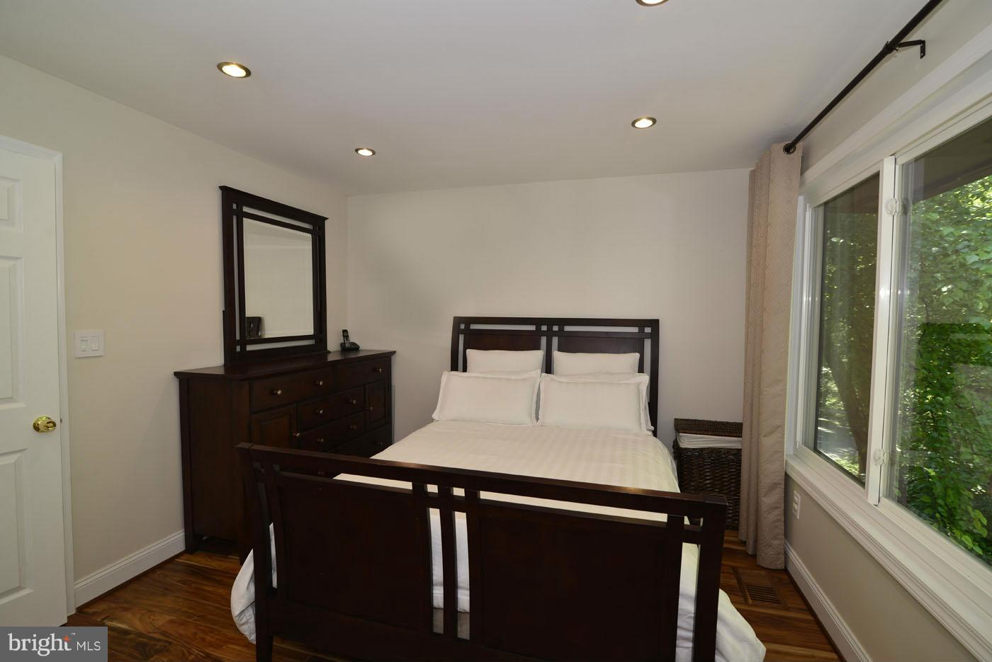 2204 Coppersmith Square Reston, VA 20191 - Photo 15 of 30 Bedroom (Master)
