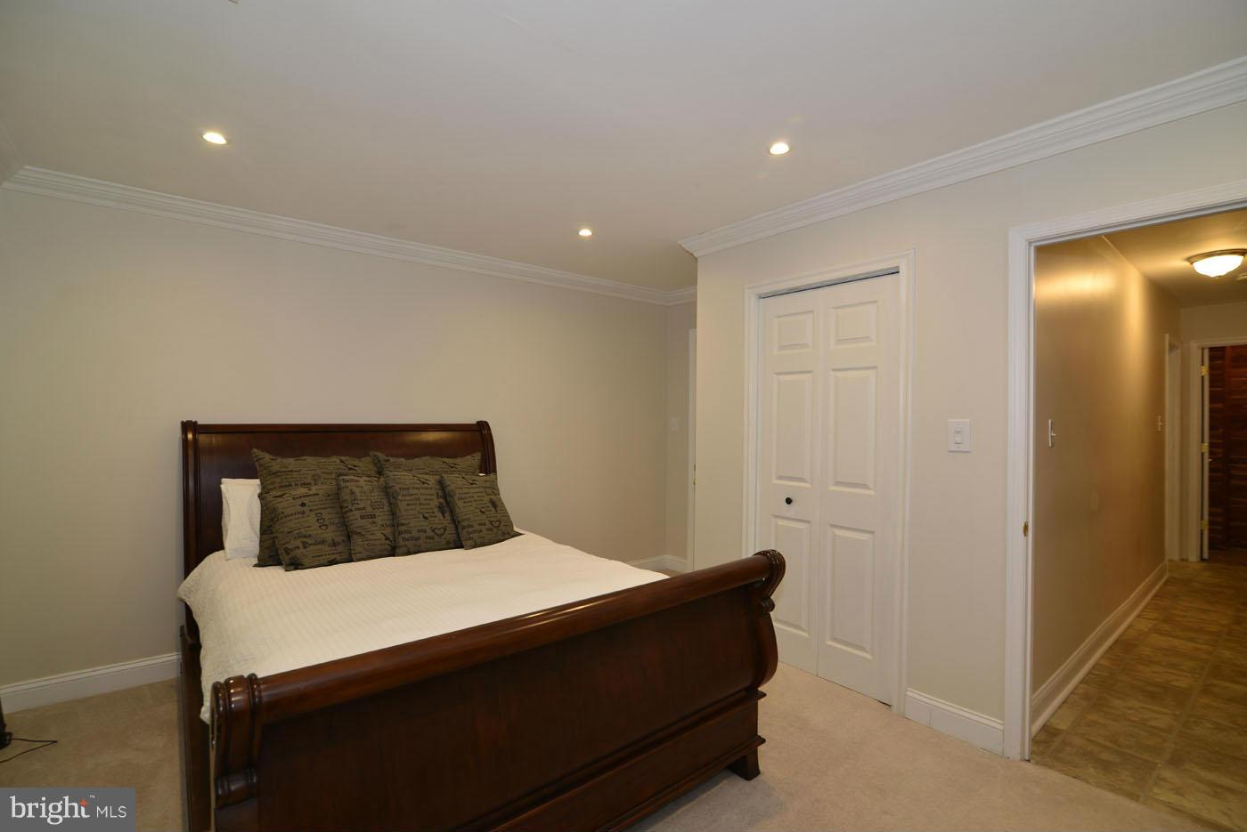 2204 Coppersmith Square Reston, VA 20191 - Photo 24 of 30 Bedroom