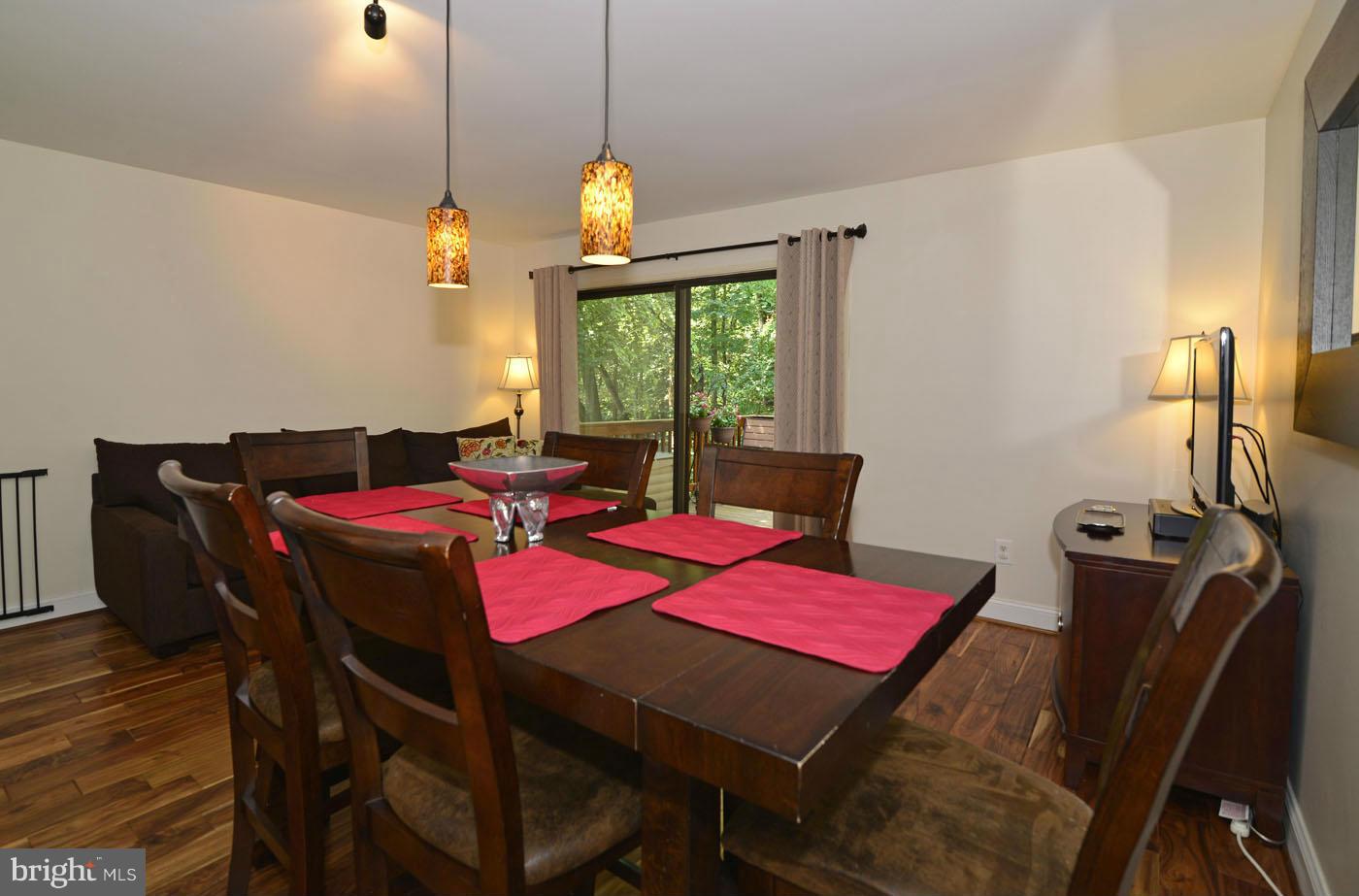 2204 Coppersmith Square Reston, VA 20191 - Photo 7 of 30 Dining Room