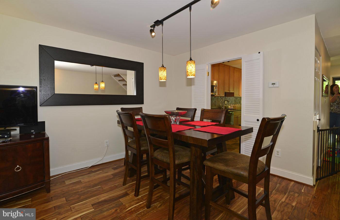 2204 Coppersmith Square Reston, VA 20191 - Photo 8 of 30 Dining Room