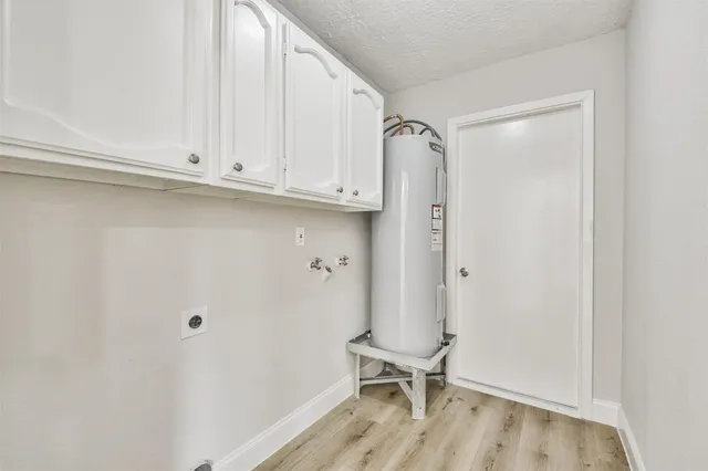 $1,950 | 23203 Pennsgrove Road, Spring, TX 77373