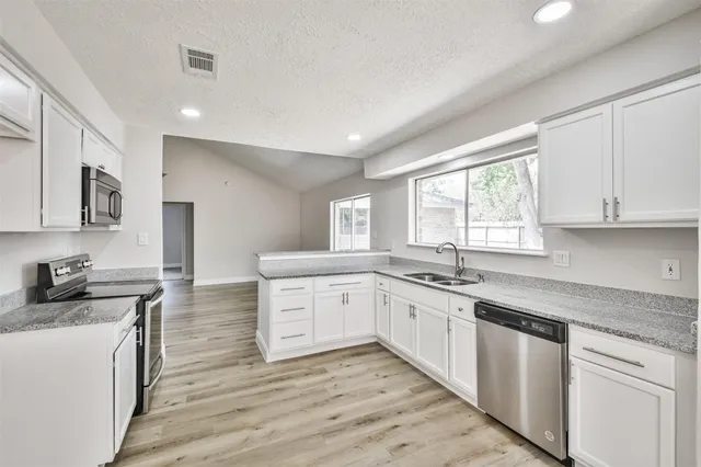 $1,950 | 23203 Pennsgrove Road, Spring, TX 77373