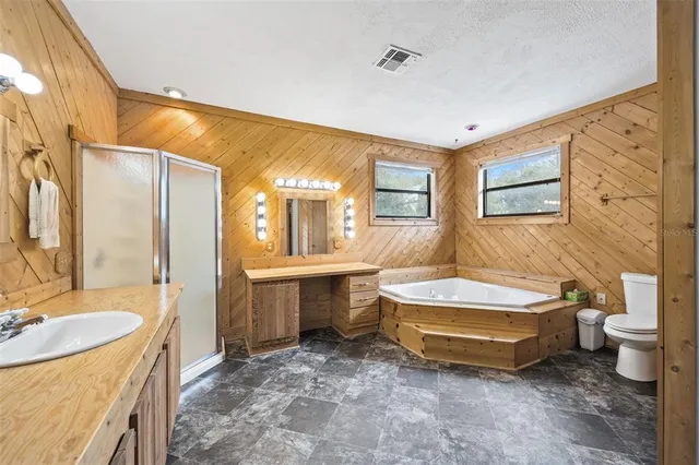 $572,000 | 3140 Southeast 23rd Place, Sumterville, FL 33585