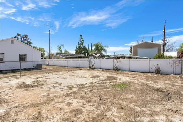 $629,000 | 32376 Kentucky Street, Yucaipa, CA 92399