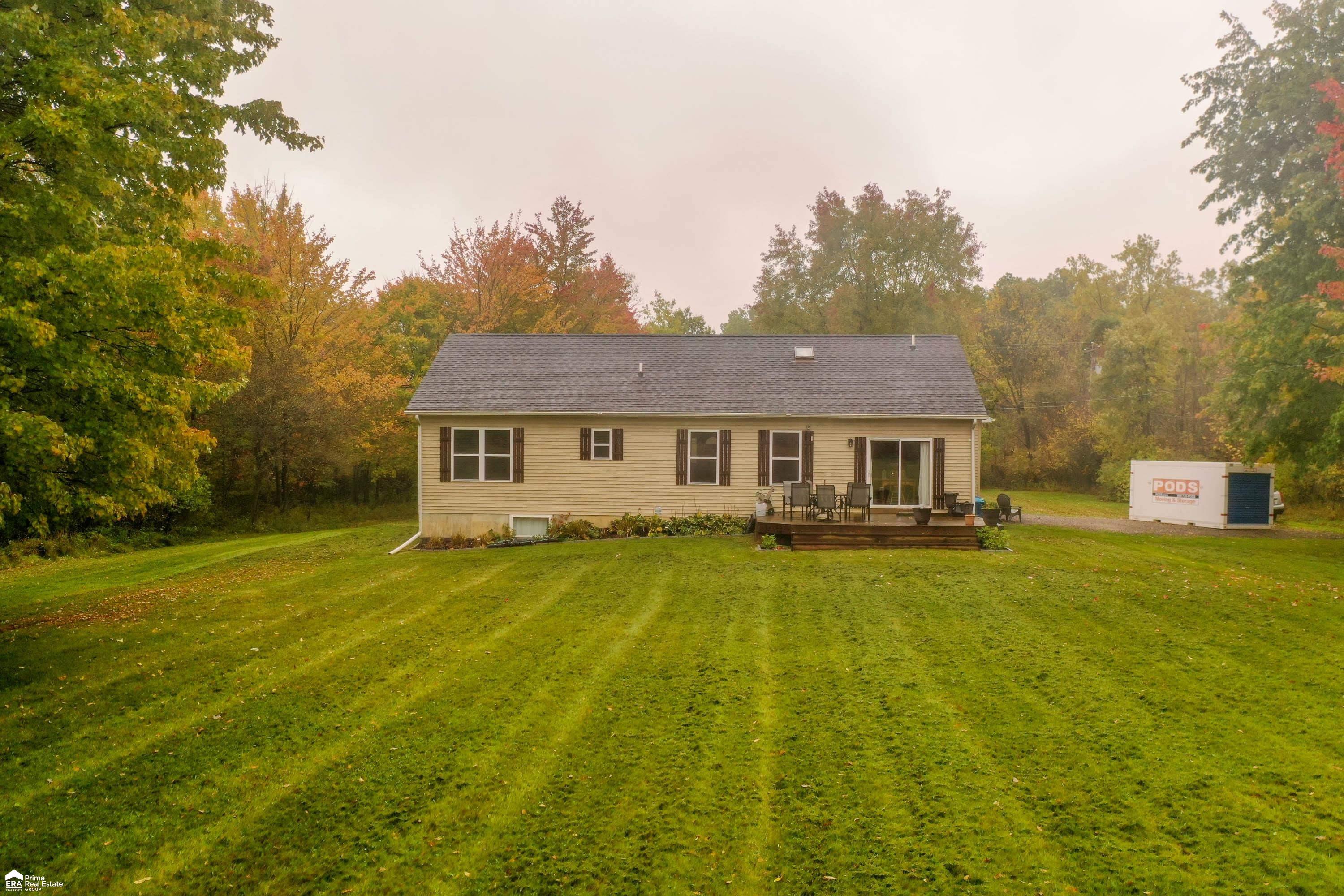 6228 Smith Road Linden, MI 48451 - Photo 30 of 39