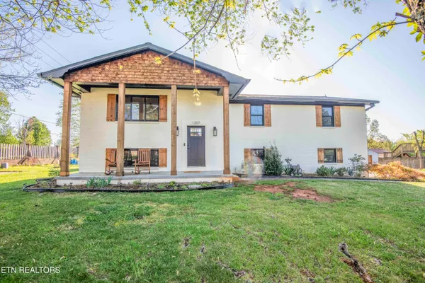 $625,000 | 1207 Lenore Lane, Maryville, TN 37804