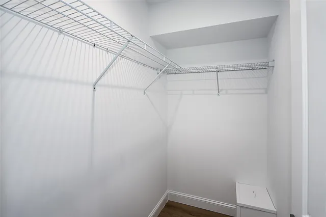 $439,000 | 5 Amesworth Court, Middle Island, NY 11953