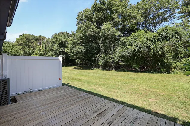 $439,000 | 5 Amesworth Court, Middle Island, NY 11953