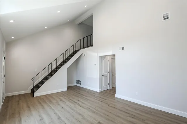 $439,000 | 5 Amesworth Court, Middle Island, NY 11953