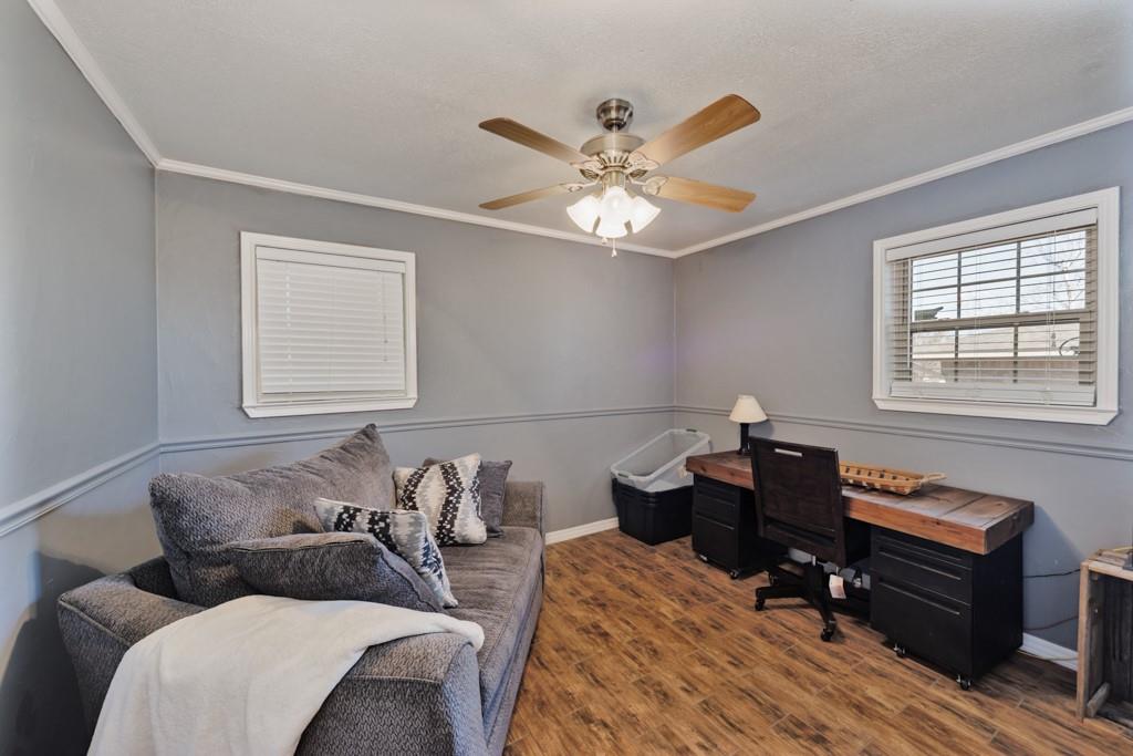 513 Patterson Street Bowie, TX 76230 - Photo 22 of 33