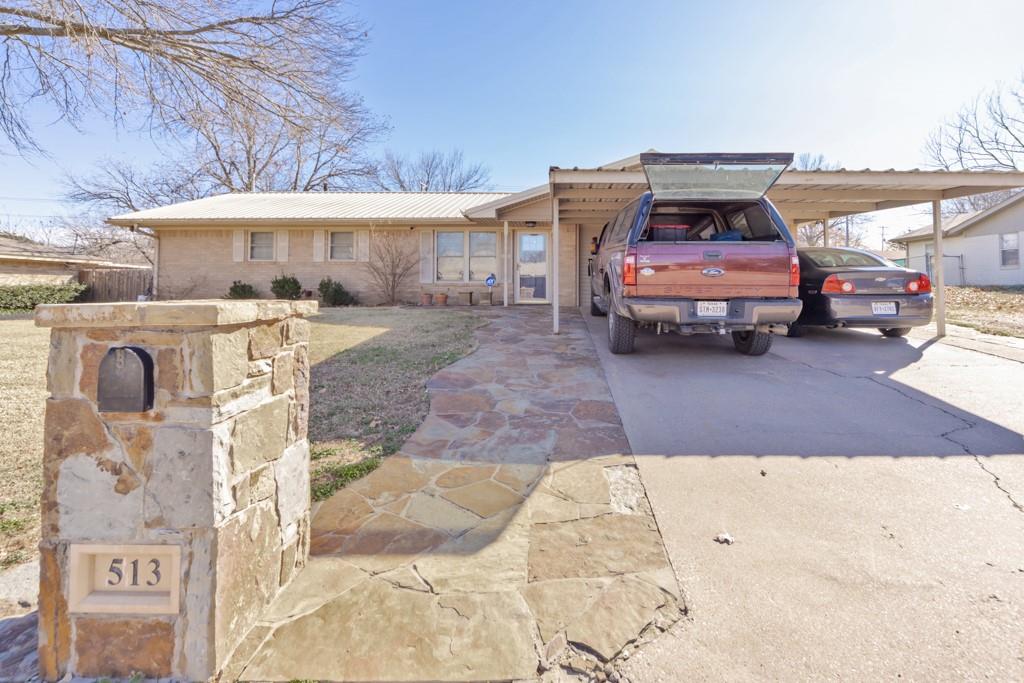 513 Patterson Street Bowie, TX 76230 - Photo 33 of 33