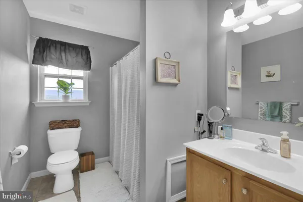 $474,333 | 221 Oval Drive, Hamburg, PA 19526