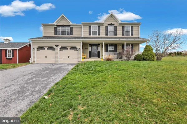 $474,333 | 221 Oval Drive, Hamburg, PA 19526