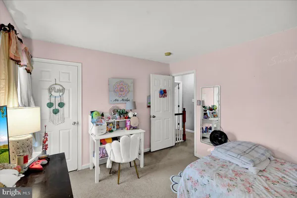 $474,333 | 221 Oval Drive, Hamburg, PA 19526
