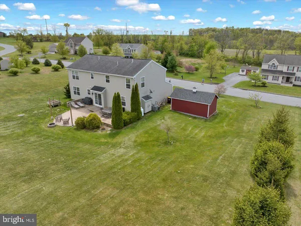 $474,333 | 221 Oval Drive, Hamburg, PA 19526