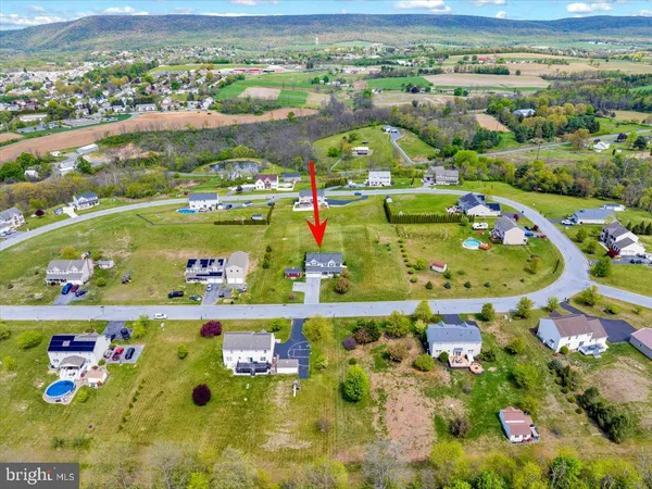 $474,333 | 221 Oval Drive, Hamburg, PA 19526