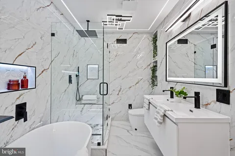 $379,900 | 1541 North 28th Street, Philadelphia, PA 19121