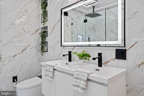 $379,900 | 1541 North 28th Street, Philadelphia, PA 19121