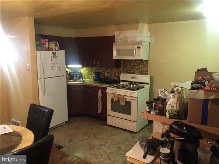 32 Concord Road Darby, PA 19023 - Photo 7 of 16 Kitchen