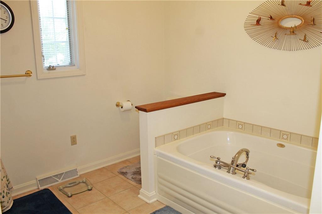 200 Clark Avenue Butler, PA 16002 - Photo 7 of 23 Gallery Image 7