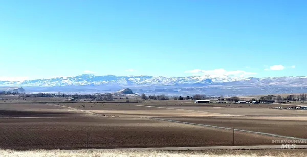 $999,900 | 4 St Melba Id 83641, Melba, ID 83641