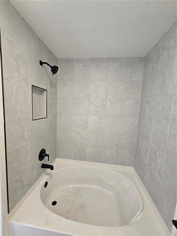 2525 Clearwood Street Inverness, FL 34452 - Photo 17 of 17 a bathroom with a tub