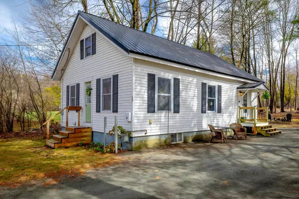 $279,000 | 20 Abbott Street, Old Town, ME 04468