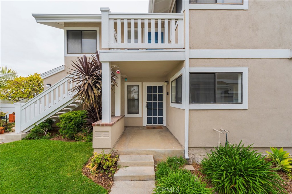 263 Tarocco Irvine, CA 92618 - Photo 1 of 34 a front view of a house with a garden