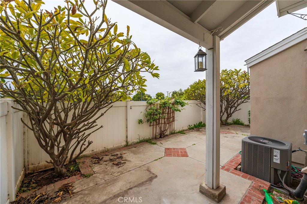 263 Tarocco Irvine, CA 92618 - Photo 23 of 34 a house view with a outdoor space