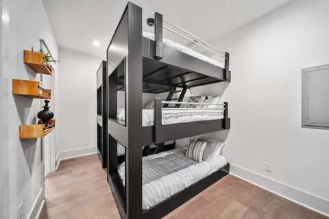 a view of living room washer and dryer