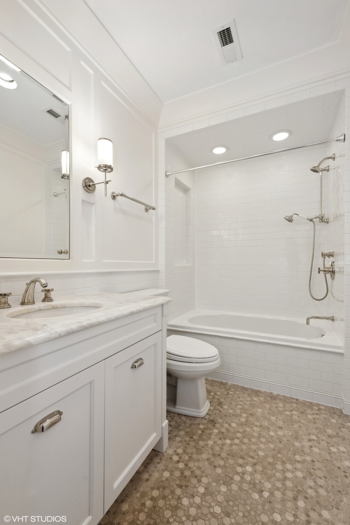 1848 North Howe Street Chicago, IL 60614 - Photo 36 of 53