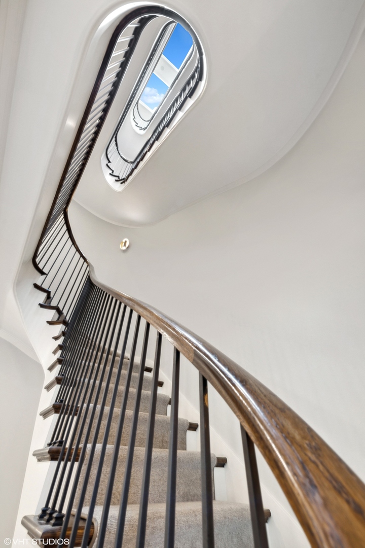 1848 North Howe Street Chicago, IL 60614 - Photo 40 of 53