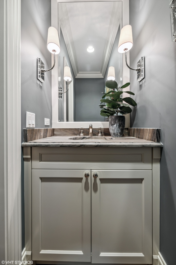 1848 North Howe Street Chicago, IL 60614 - Photo 49 of 53