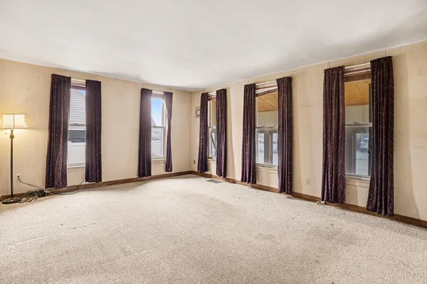 $120,000 | 108 South Michigan Avenue, Vicksburg, MI 49097