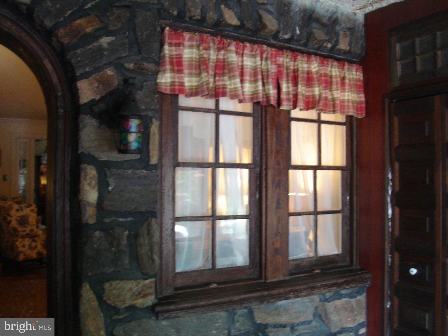 6486 Morris Park Road Philadelphia, PA 19151 - Photo 13 of 16 Gallery Image 13
