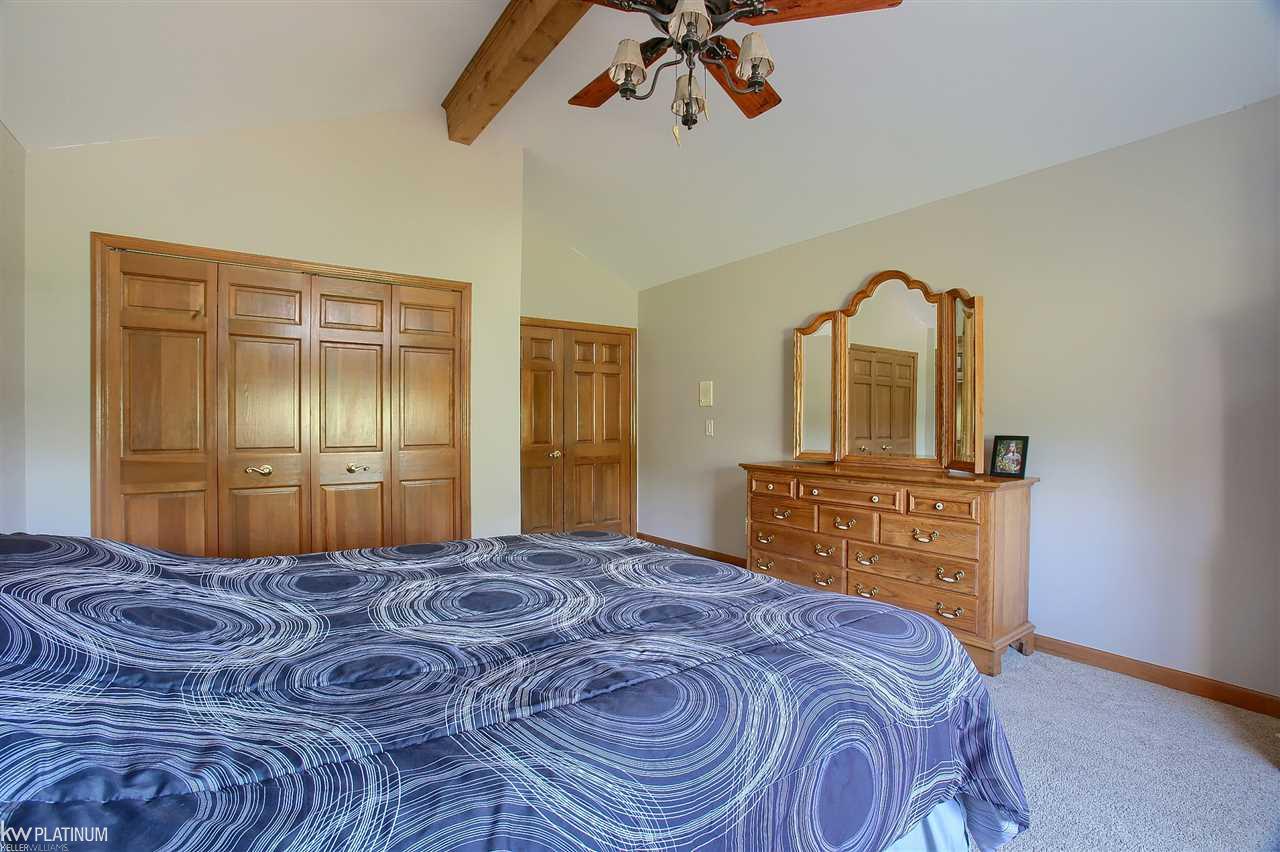 9560 Division Road Columbus, MI 48063 - Photo 28 of 45